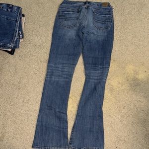 american eagle low rise skinny kick jeans